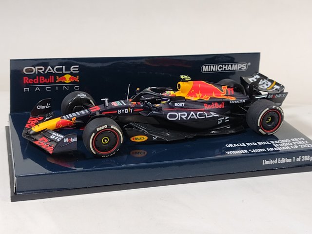 MINICHAMPS