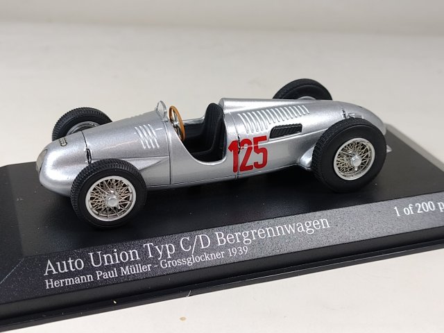 MINICHAMPS